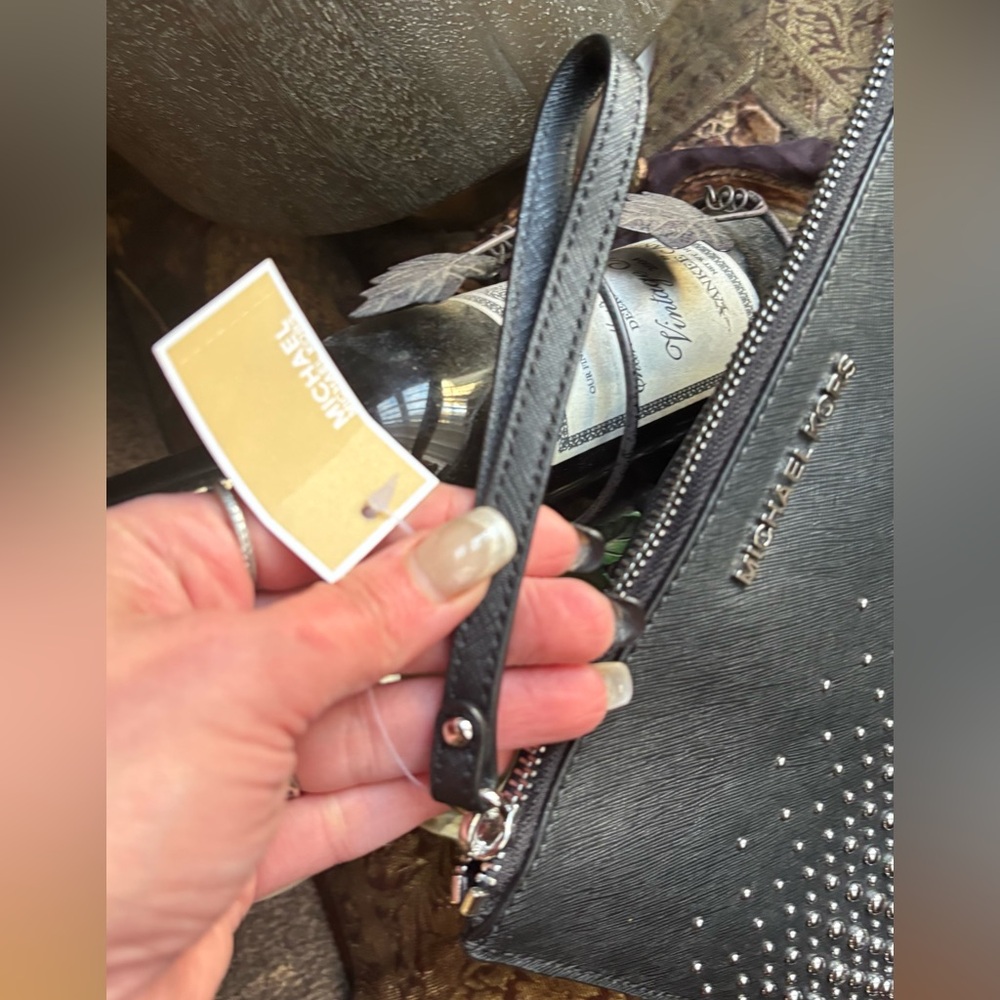 Authentic Michael Kors Black /Silver Studded leather zip top Clutch/Wristlet - Picture 9 of 9